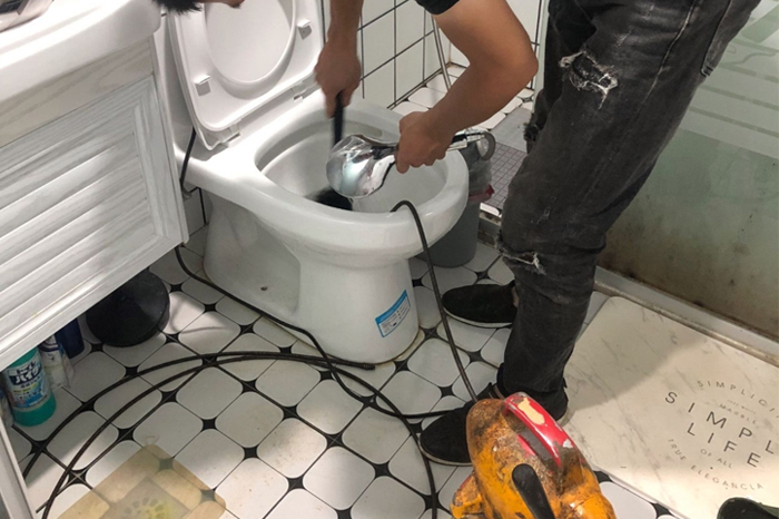 新巴尔虎右疏通下水道