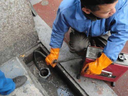 新巴尔虎右疏通下水道